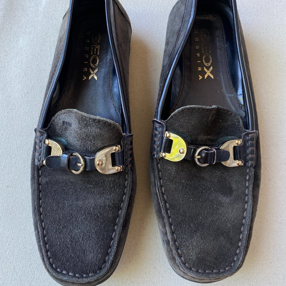 Geox Beautiful Brown Suede Loafers with Gold Buckle, Size 37, Great Condition!